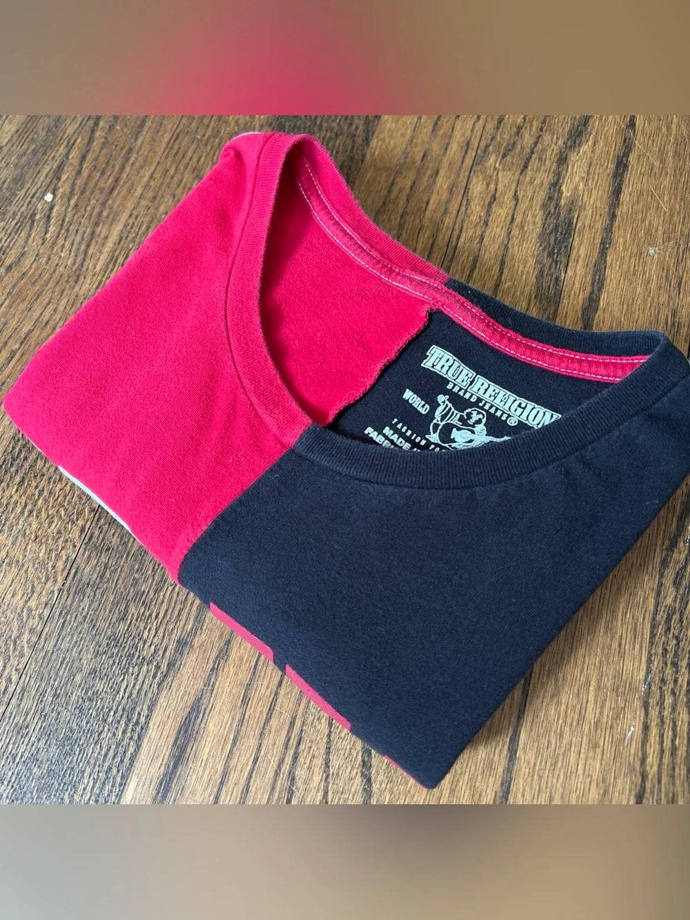 True Religion University Split T-shirt Red Black Men’s Large 100% Cotton Y2K
